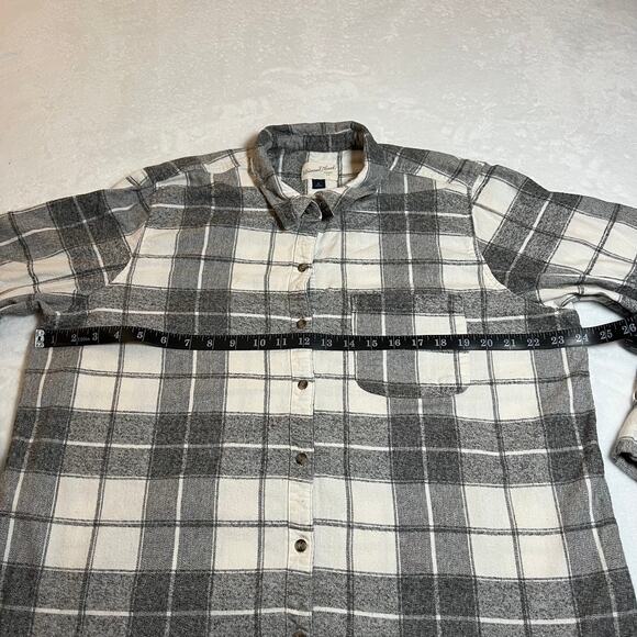 Universal Thread Plaid Flannel Relaxed Fit Button Up Shirt Size XL Cozy Hipster - Picture 6 of 8